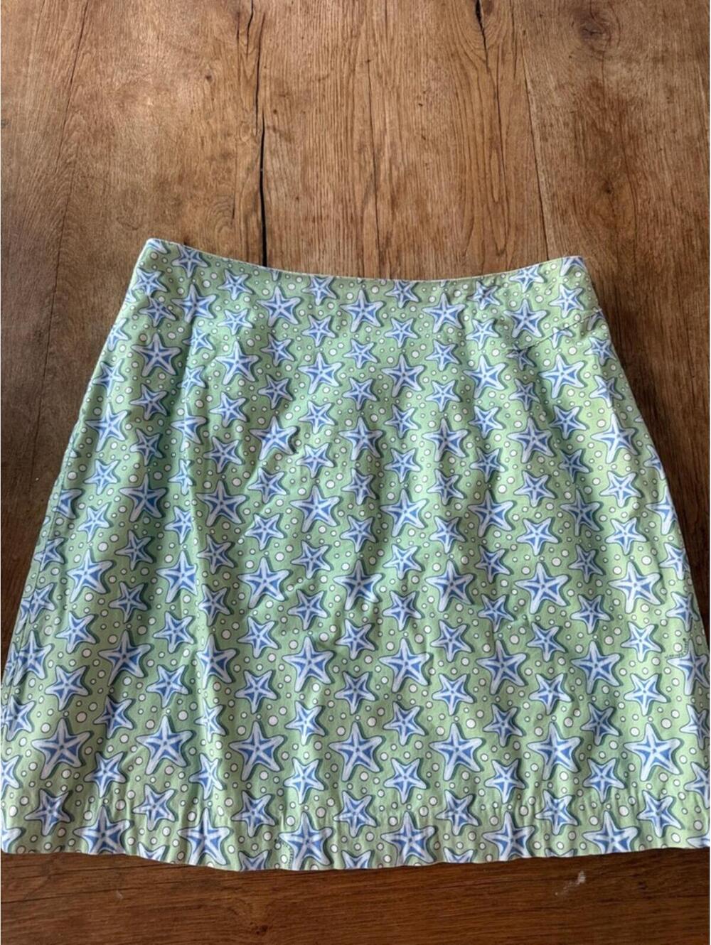Vineyard Vines green blue Star fish Print Skirt Size 4